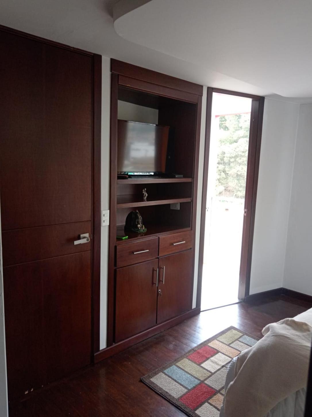 Con Balcon, Bano Privado Y Parqueadero Duitama